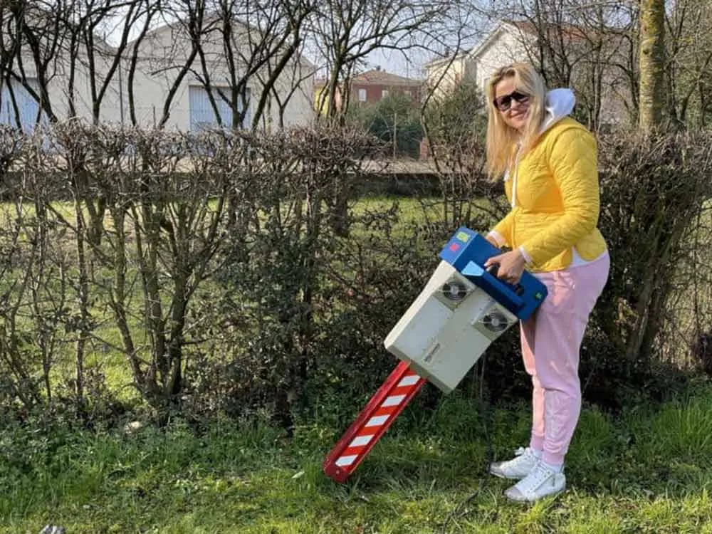 diserbo-manuale-ecologico-con-generatore-microonde-portatile